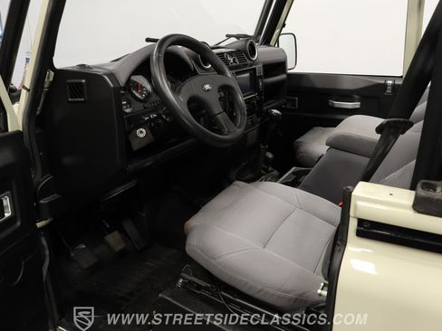 Used 1994 Land Rover Defender 90 image 4