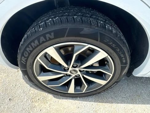 Used 2024 Audi Q5 2.0T Premium Plus AWD/4WD image 27