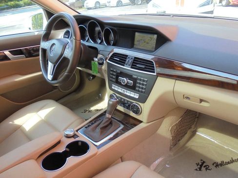Used 2014 Mercedes-Benz C 300 4MATIC Sedan w/ Premium 1 Package image 16