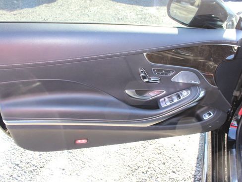 Used 2015 Mercedes-Benz S 550 4MATIC Coupe image 24