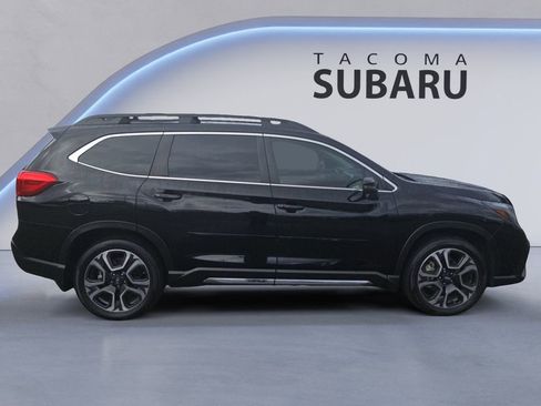 Used 2023 Subaru Ascent Limited image 6