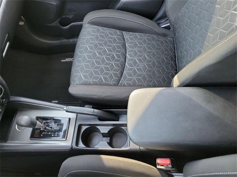 Used 2022 Mitsubishi Outlander Sport ES image 22