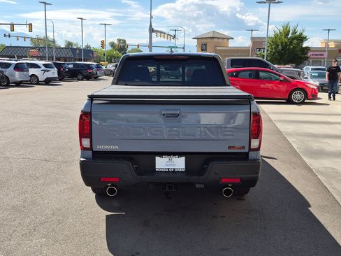 Used 2024 Honda Ridgeline TrailSport image 7