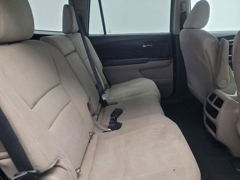 Used 2016 Honda Pilot LX image 19
