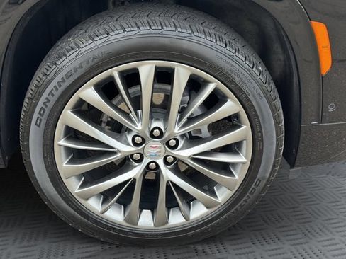 Certified 2025 Buick Enclave Avenir w/ Super Cruise Package AWD/4WD image 31