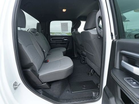 Used 2024 RAM 2500 Big Horn AWD/4WD image 22