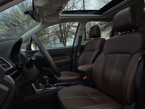 Used 2018 Subaru Forester 2.5i Touring w/ Popular Package #3B image 13