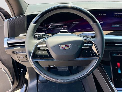 New 2026 Cadillac Escalade ESV Luxury w/ Touring Package AWD/4WD image 17