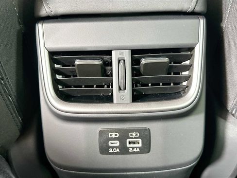 Certified 2025 Subaru Outback Premium w/ Popular Package #1A AWD/4WD image 24