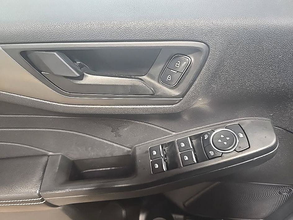 Used 2023 Ford Escape Active AWD/4WD image 15
