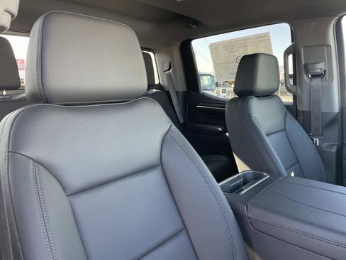 New 2026 GMC Sierra 1500 SLT w/ SLT Premium Package image 28