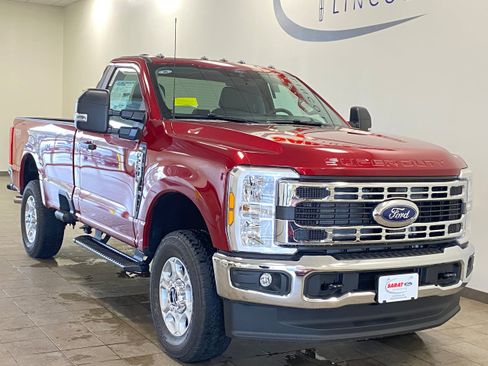New 2026 Ford F250 XLT w/ FX4 Off-Road Package AWD/4WD image 2