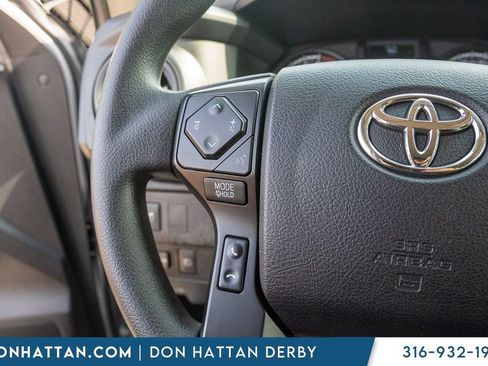 Used 2021 Toyota Tacoma SR AWD/4WD image 11