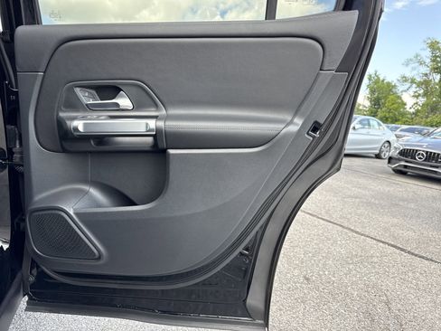 Certified 2024 Mercedes-Benz GLB 250 4MATIC image 29
