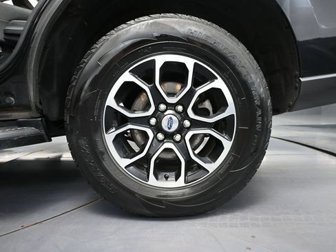 Used 2022 Ford Expedition XLT AWD/4WD image 13