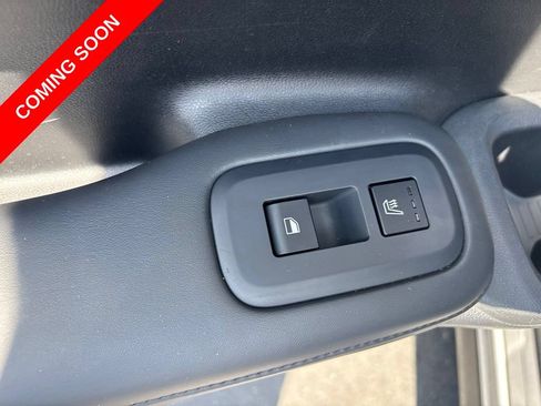 Used 2025 Hyundai Santa Fe Limited FWD image 19