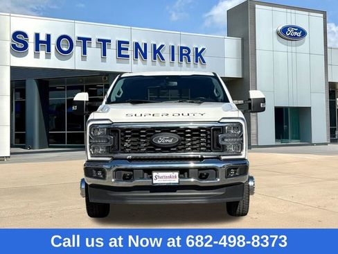 Used 2023 Ford F350 Lariat w/ FX4 Off-Road Package image 2
