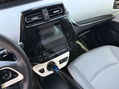 Used 2017 Toyota Prius One image 25