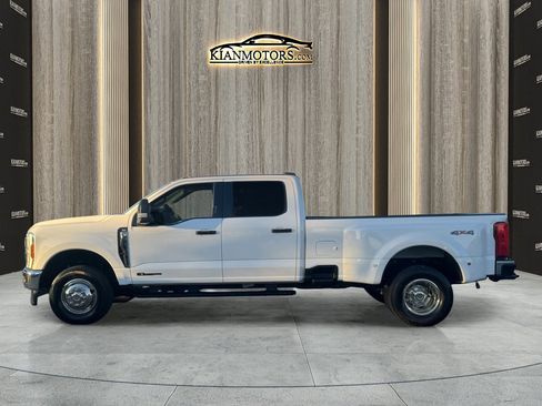 Used 2024 Ford F350 XLT image 8