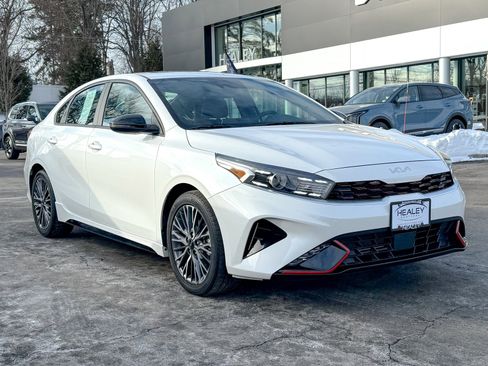 Used 2022 Kia Forte GT-Line w/ GT-Line Premium Package image 1