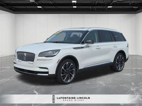 Used 2024 Lincoln Aviator Reserve w/ Equipment Group 201A AWD/4WD image 1