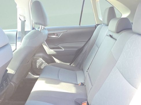 Used 2025 Toyota RAV4 XLE FWD image 10