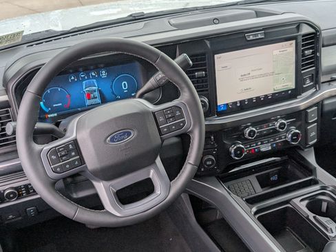 New 2026 Ford F250 Lariat w/ Black Appearance Package AWD/4WD image 12
