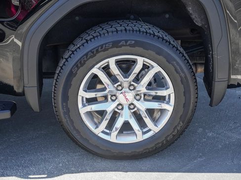 Used 2021 GMC Sierra 1500 SLT w/ SLT Premium Plus Package AWD/4WD image 10
