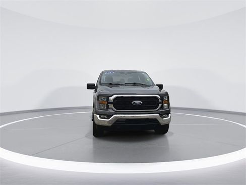 Used 2023 Ford F150 XLT image 3