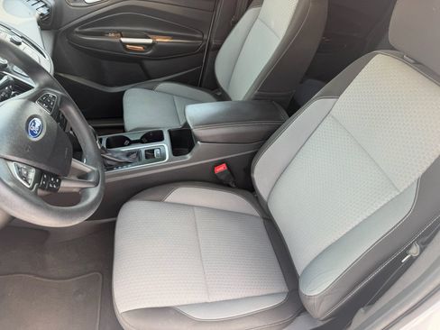 Used 2017 Ford Escape SE AWD/4WD image 15