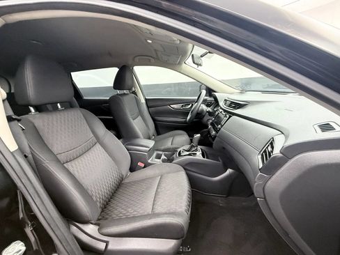 Used 2018 Nissan Rogue S FWD image 10