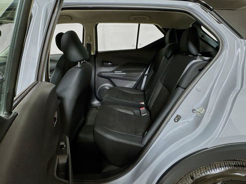 Used 2024 Nissan Kicks SV w/ Interior Electronics Package FWD image 20