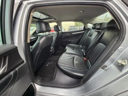 Used 2017 Honda Civic Touring image 19