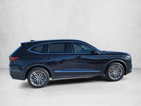 Used 2023 Acura MDX SH-AWD w/ Advance Package image 4