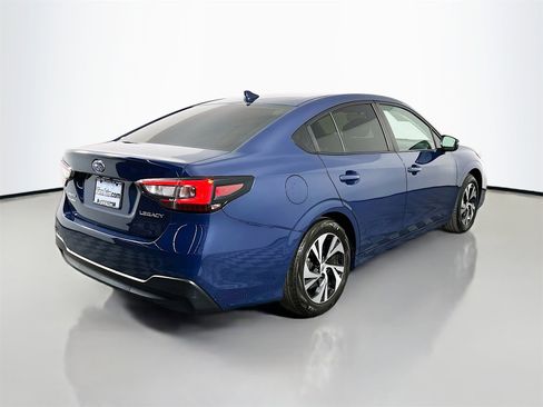 Used 2025 Subaru Legacy Premium image 7