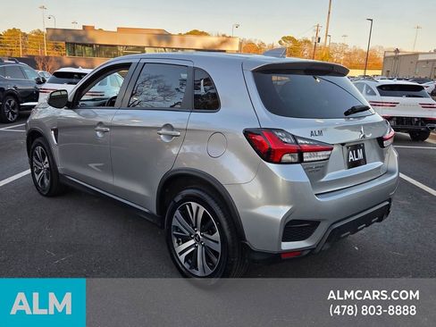 Used 2024 Mitsubishi Outlander Sport SE image 3