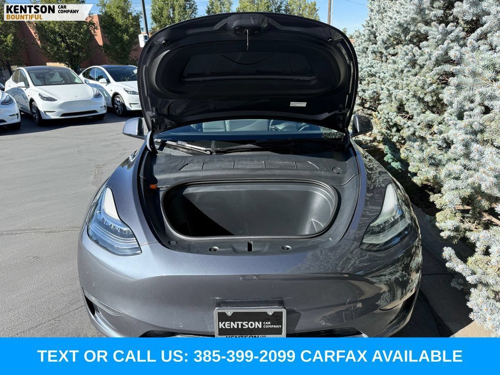 Used 2022 Tesla Model Y Long Range AWD/4WD image 33
