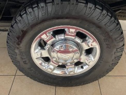 Used 2013 Ford F250 Lariat w/ Chrome Pkg RWD image 21
