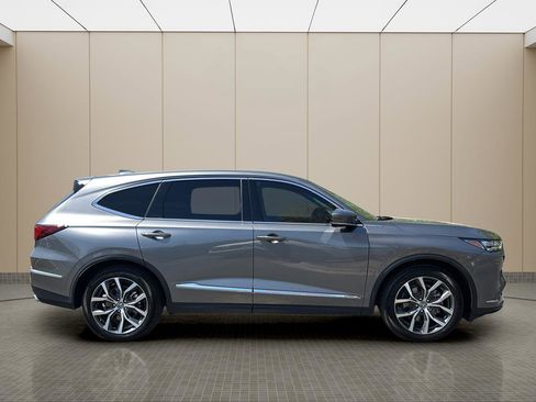 Used 2022 Acura MDX FWD w/ Technology Package image 6