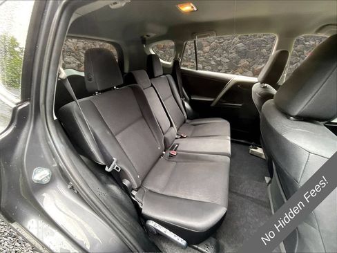 Used 2016 Toyota RAV4 LE AWD/4WD image 21