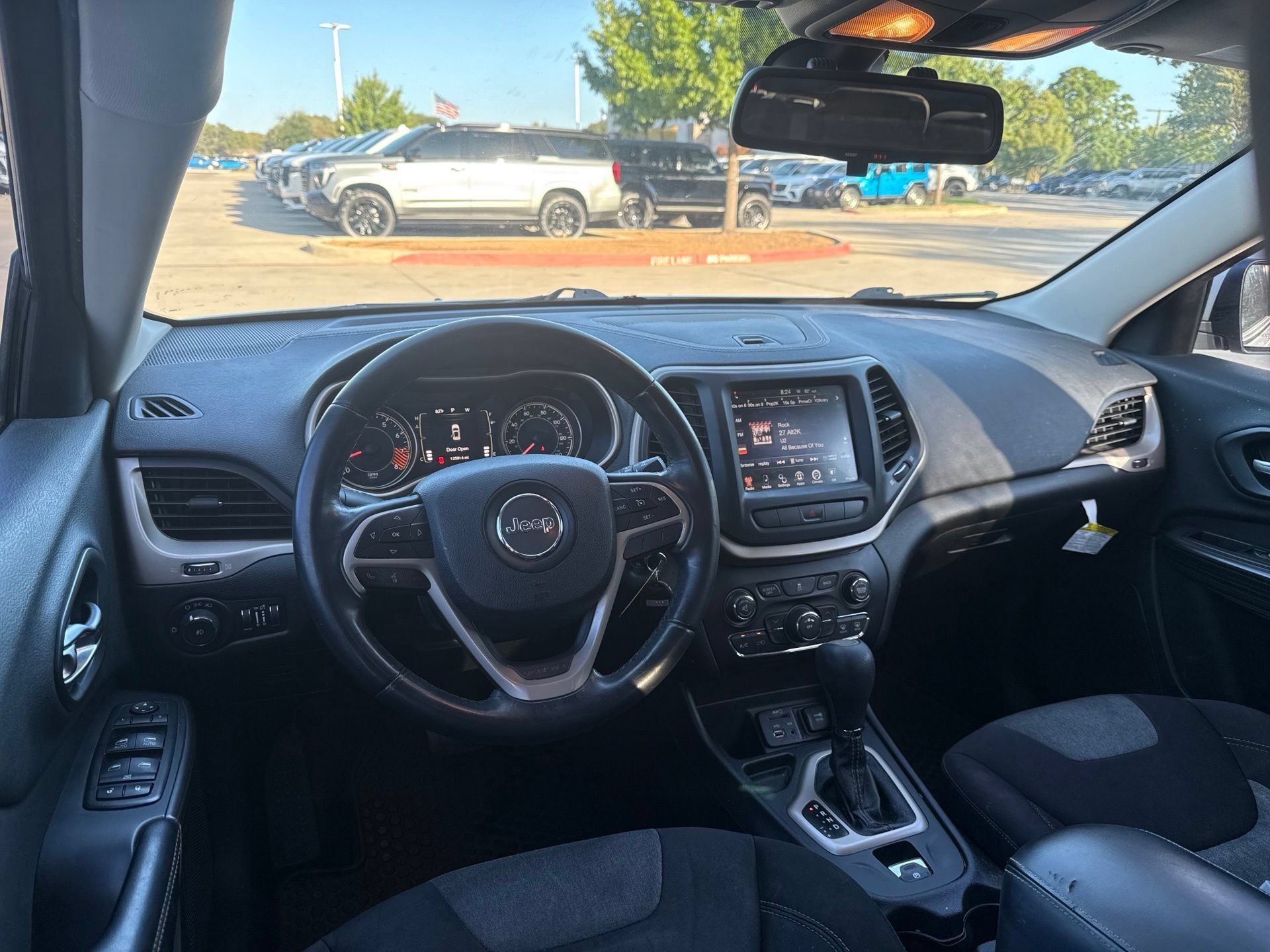 Used 2014 Jeep Cherokee Latitude FWD image 5
