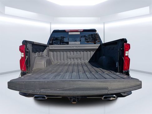 Used 2022 Chevrolet Silverado 1500 High Country w/ Z71 Off-Road Package image 11