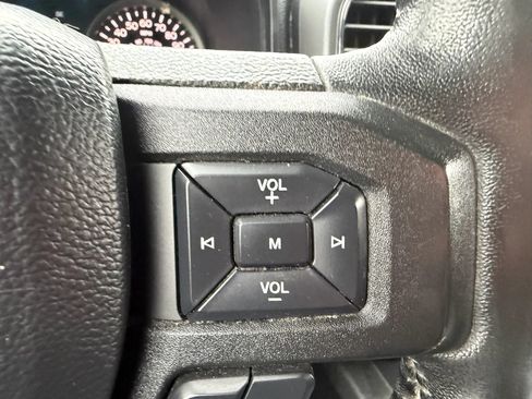 Used 2020 Ford F150 XLT w/ Equipment Group 302A Luxury AWD/4WD image 22