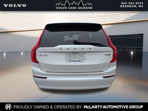 Used 2023 Volvo XC90 B6 Ultimate w/ Protection Package Premier image 4