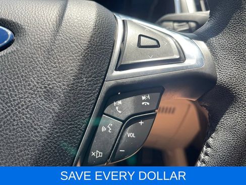 Used 2021 Ford Edge Titanium FWD image 17