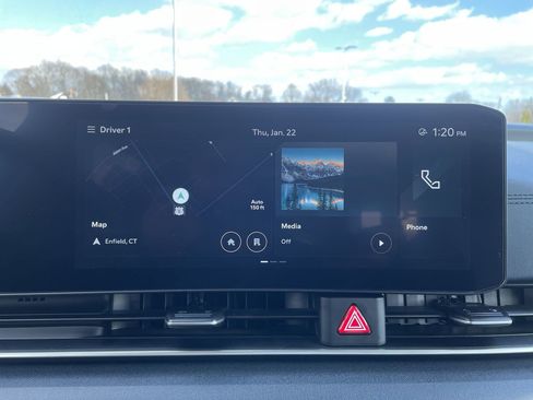 Certified 2025 Kia Carnival SX image 13