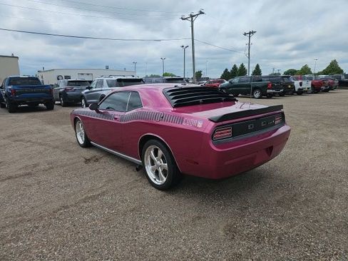 Used 2010 Dodge Challenger R/T RWD image 7