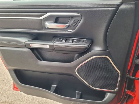 Used 2024 RAM 1500 Laramie image 13