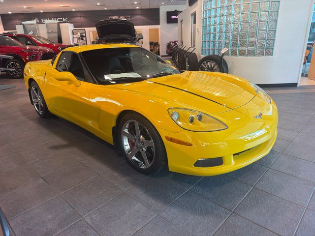 Used 2008 Chevrolet Corvette Coupe w/ Preferred Equipment Group RWD image 10