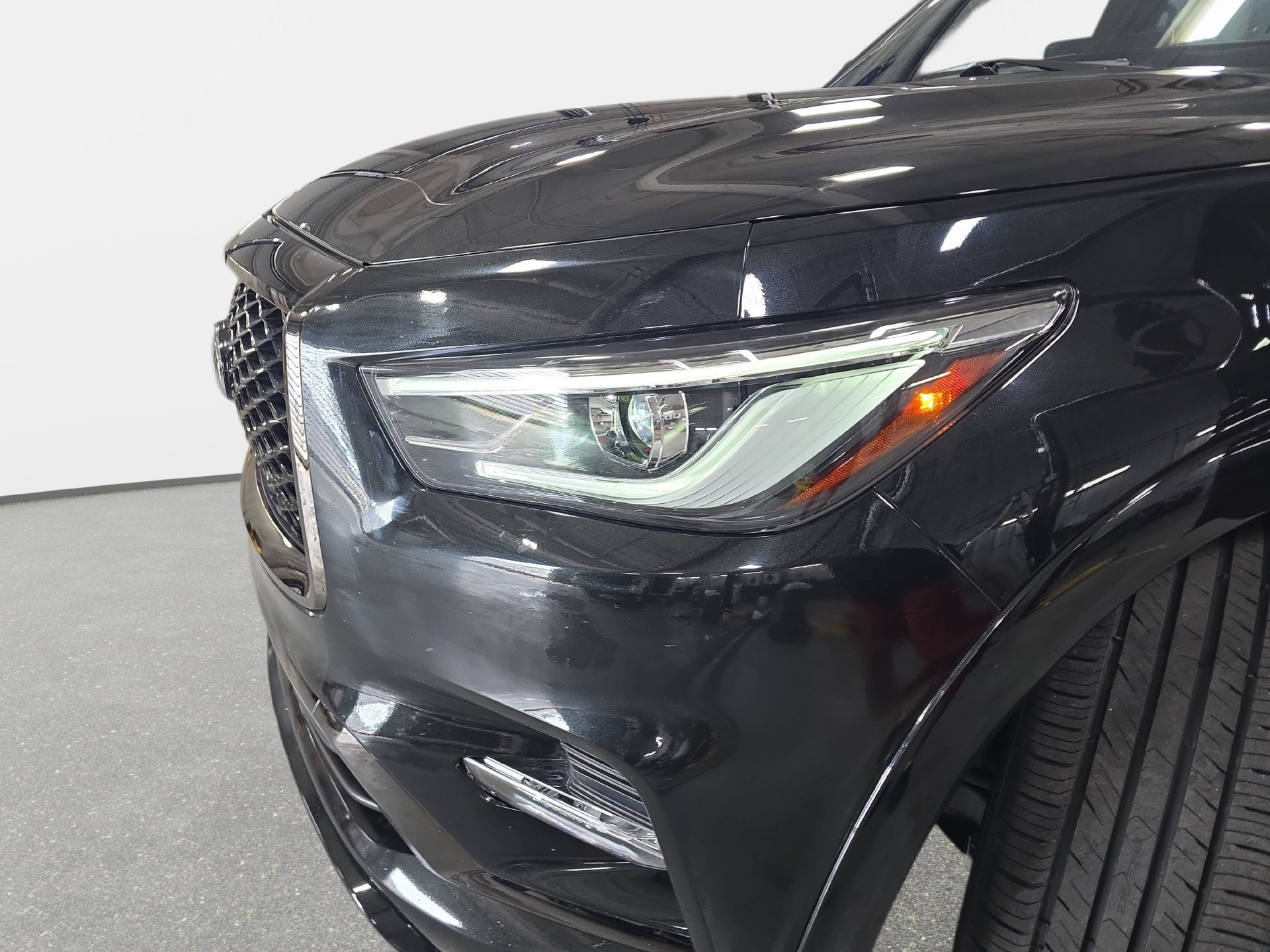 Certified 2024 INFINITI QX80 Sensory AWD/4WD image 30